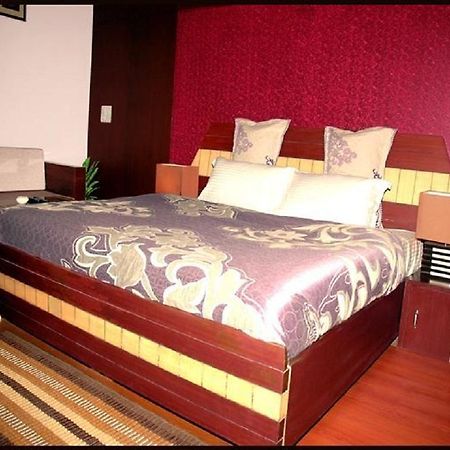 D2M Hotel Rohtak Exterior foto